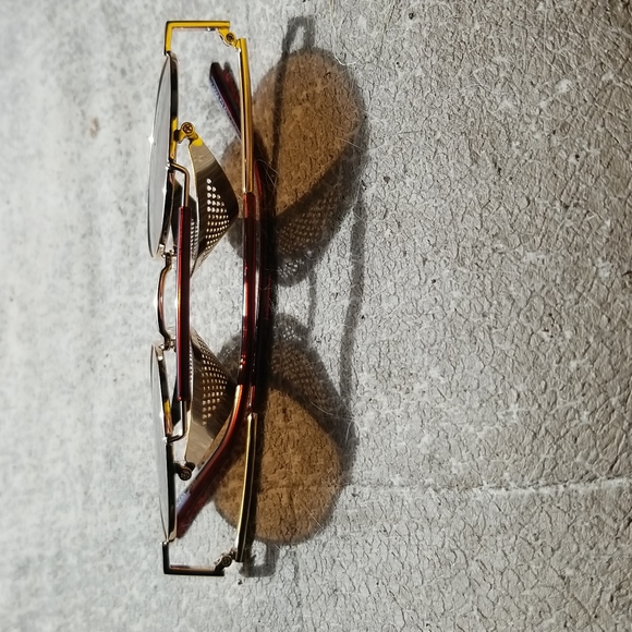 Vanlinker • Sunglasses | OS - Picture 8 of 11